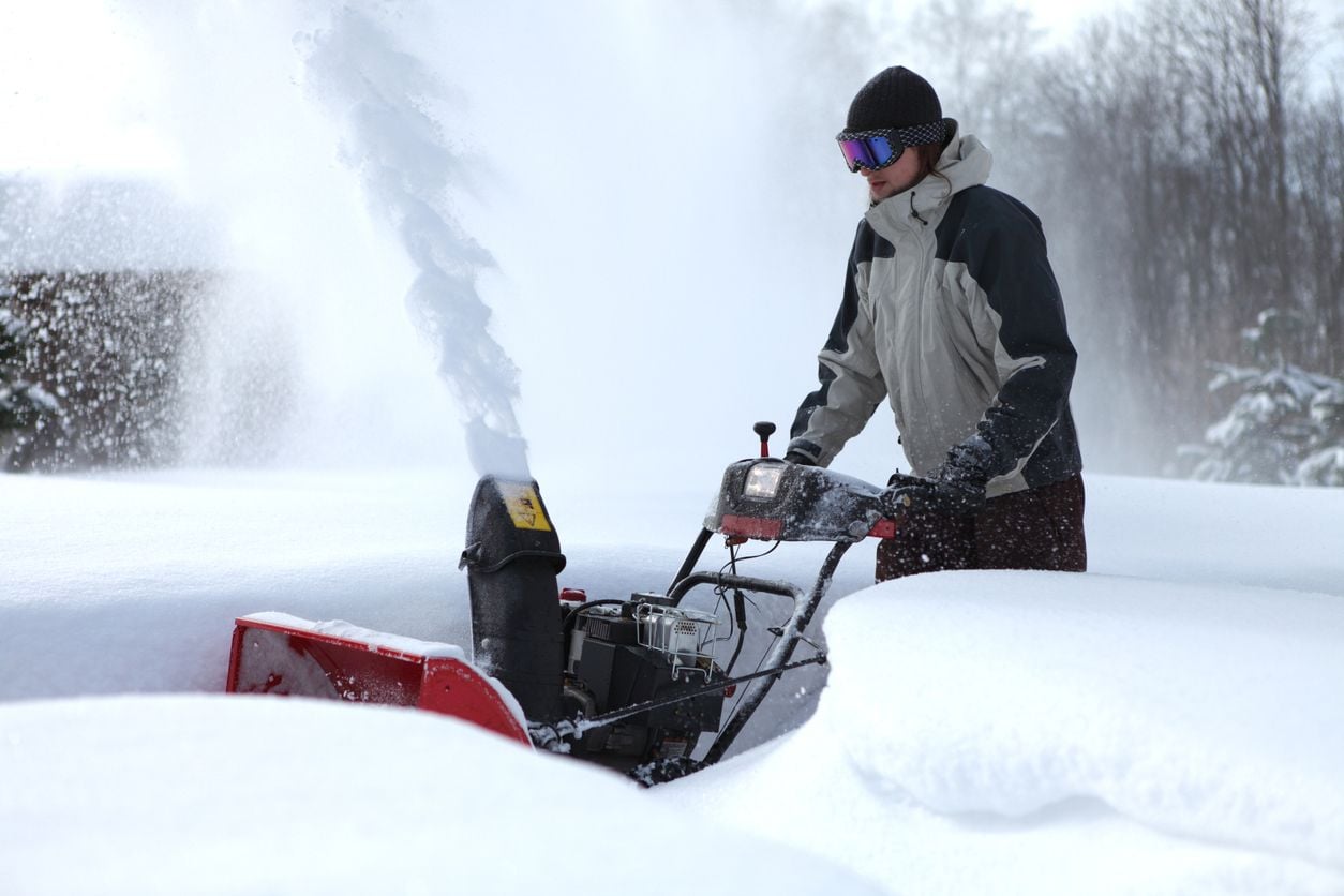 The Frosty Challenges of Shipping Snowblowers For Retailers and Distributors The Frosty Challenges of Shipping Snowblowers For Retailers and Distributors